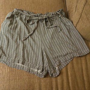 Black & White Classic Concepts Culottes 2X